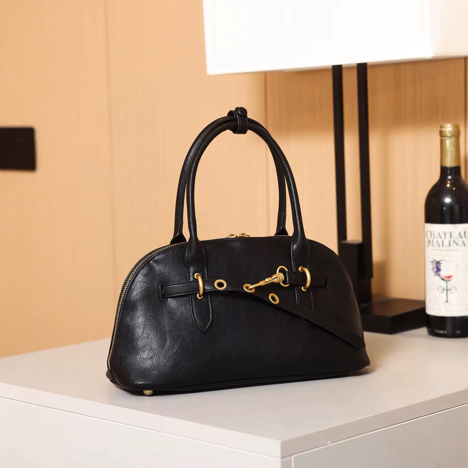 BORSA INES